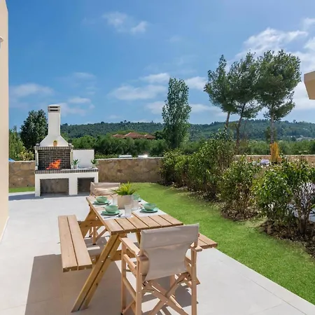 Alcova By Villa